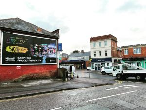 guide a local business to outdoor advertising